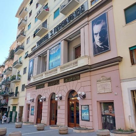 那不勒斯La Finestra Di Fronte公寓 外观 照片